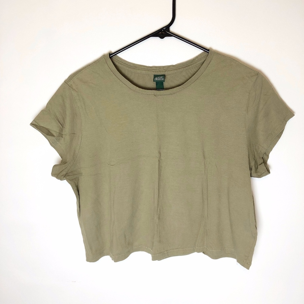 Army green cropped shirt